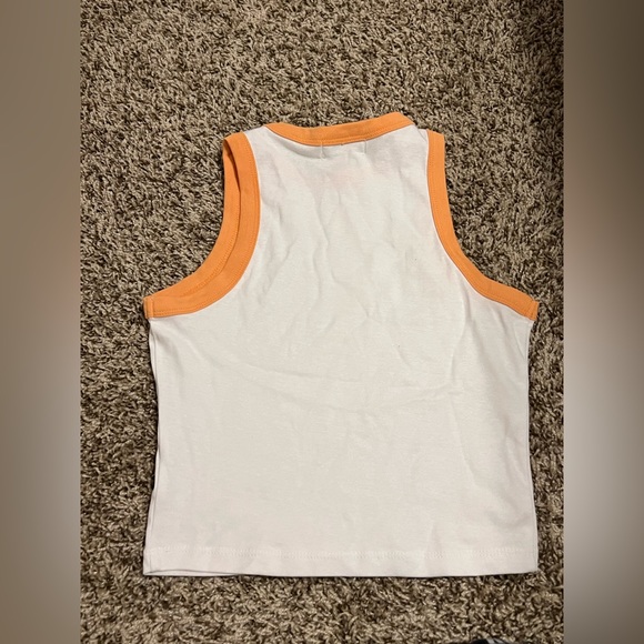 Tilly’s peace tank / crop top. Size medium - Picture 2 of 4